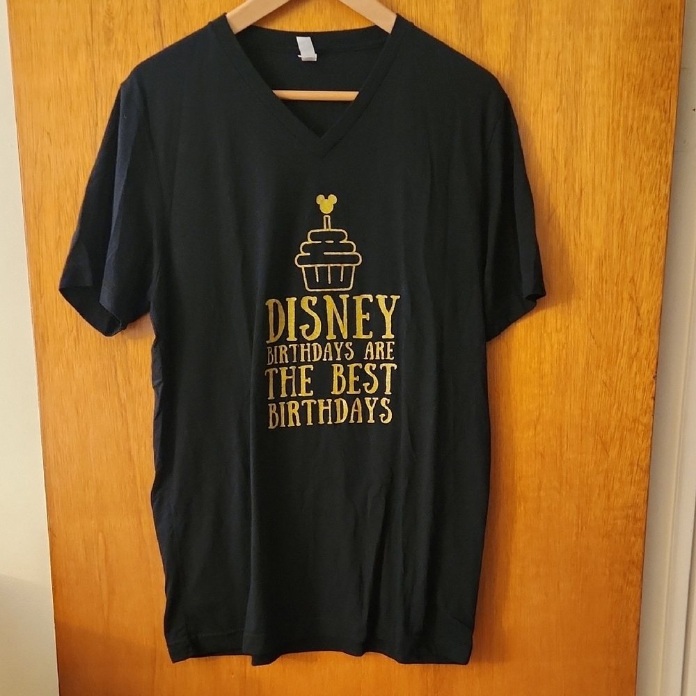 ⭐3/15⭐ Disney Black T-Shirt with Gold Birthday Graphic